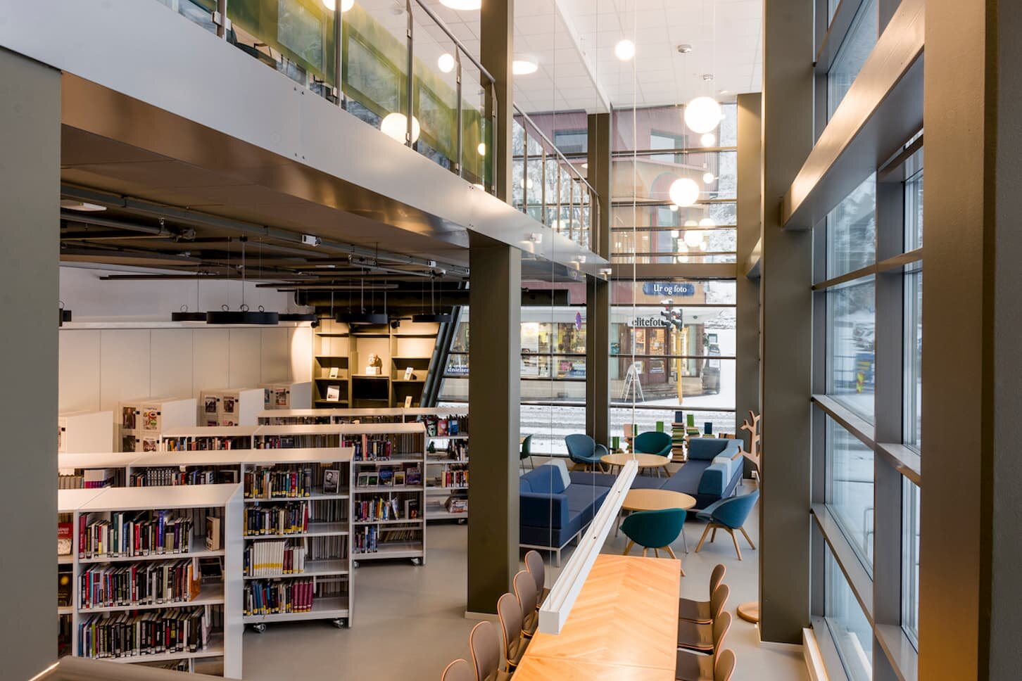 Interiør Holmestrand Bibliotek