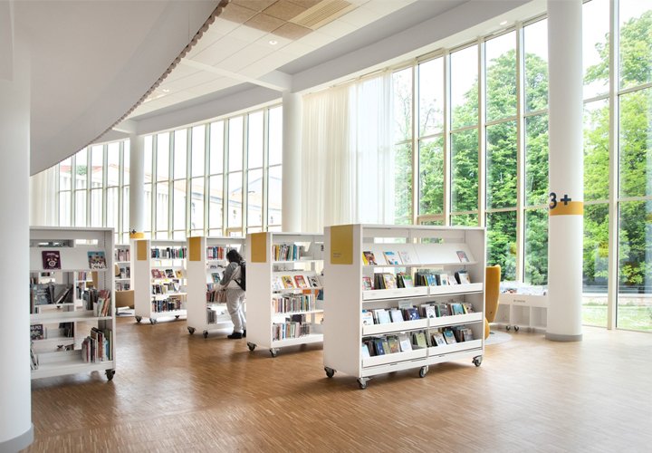 Bibliotek Pierre-Moinot i Niort, Frankrike