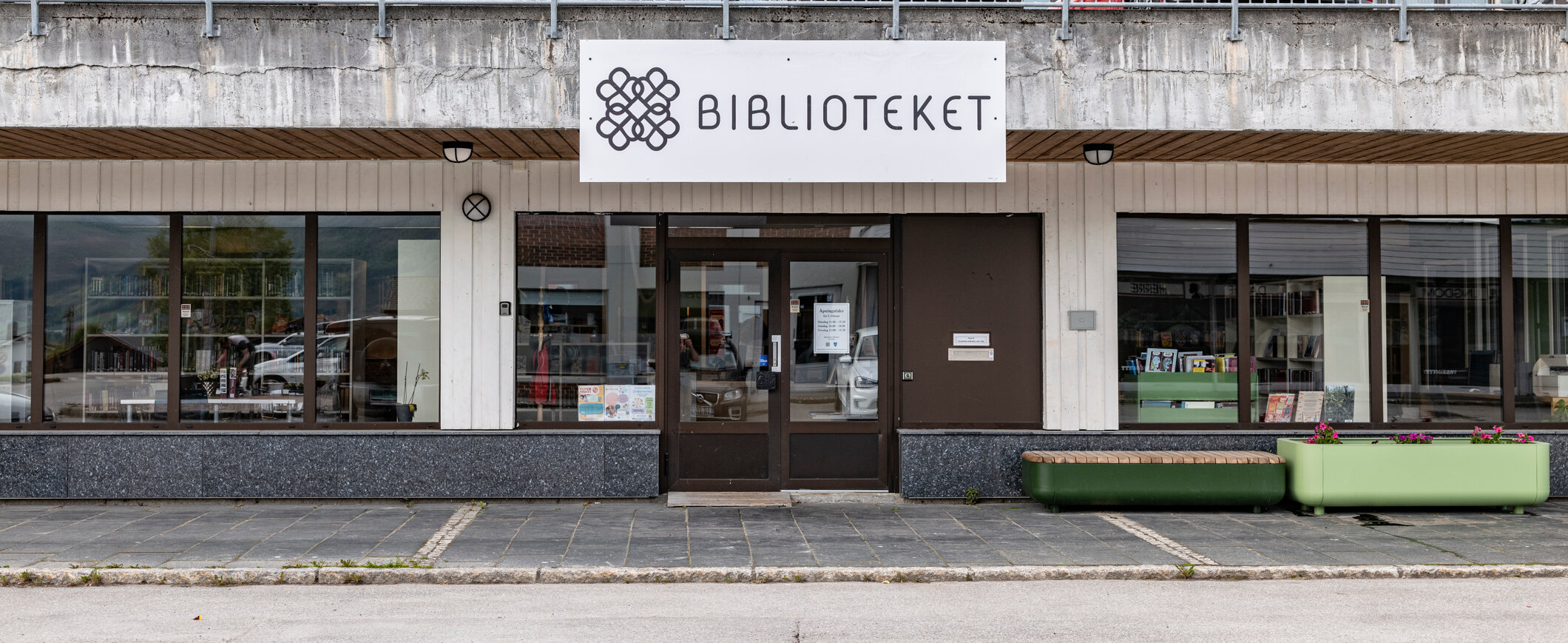 Hustadvika bibliotek, Eide