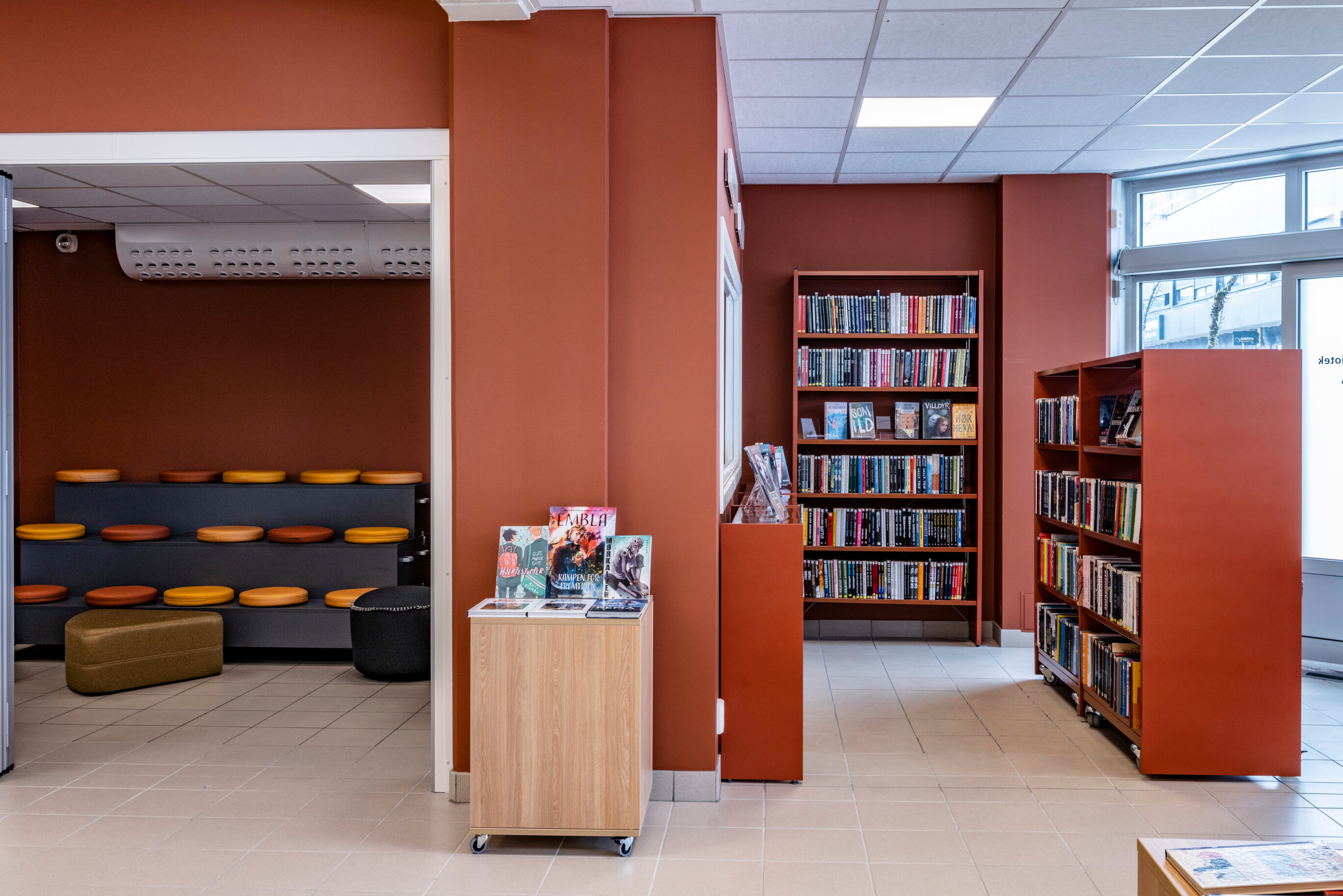 Hustadvika bibliotek, Elnesvågen