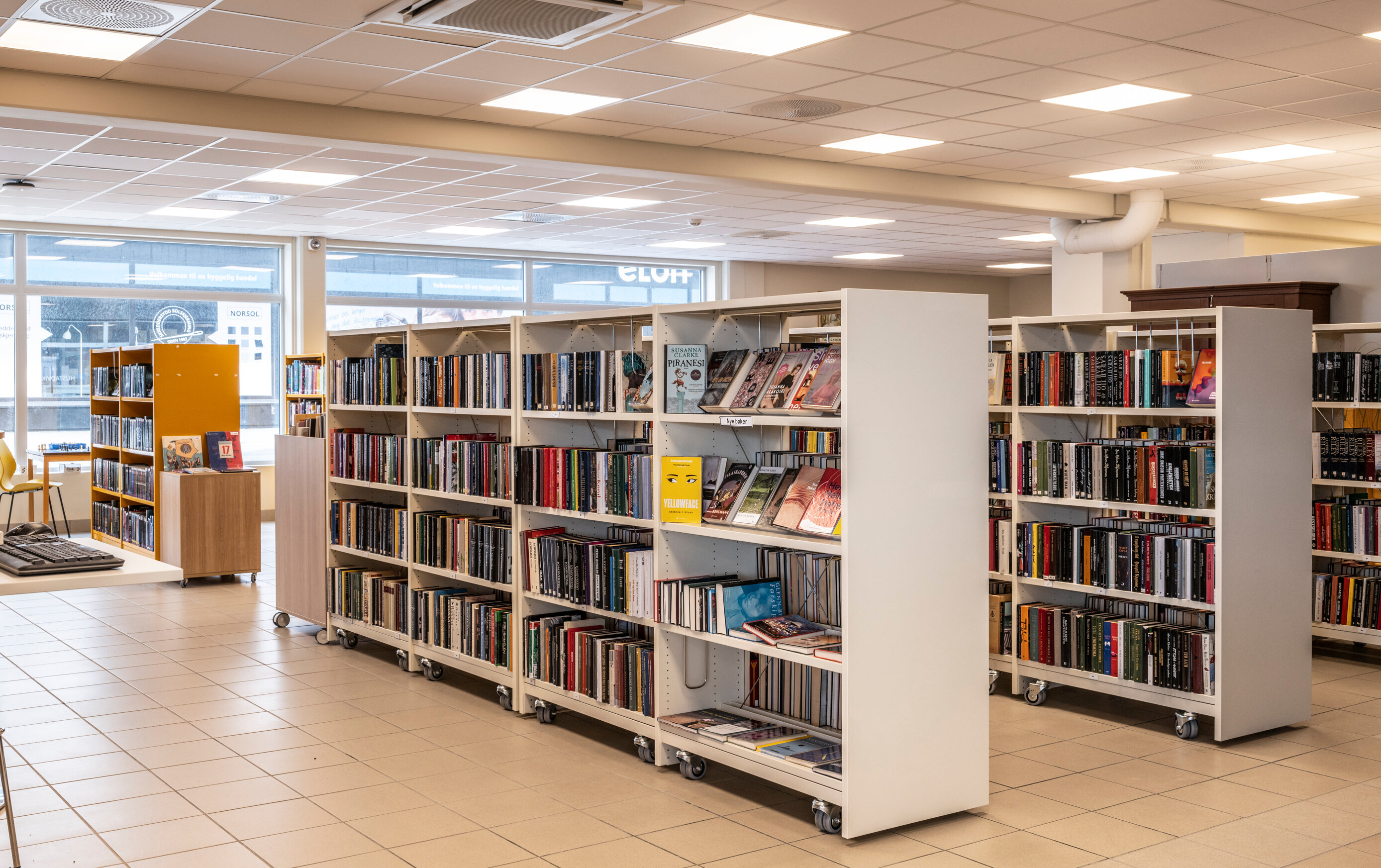 Hustadvika bibliotek, Elnesvågen