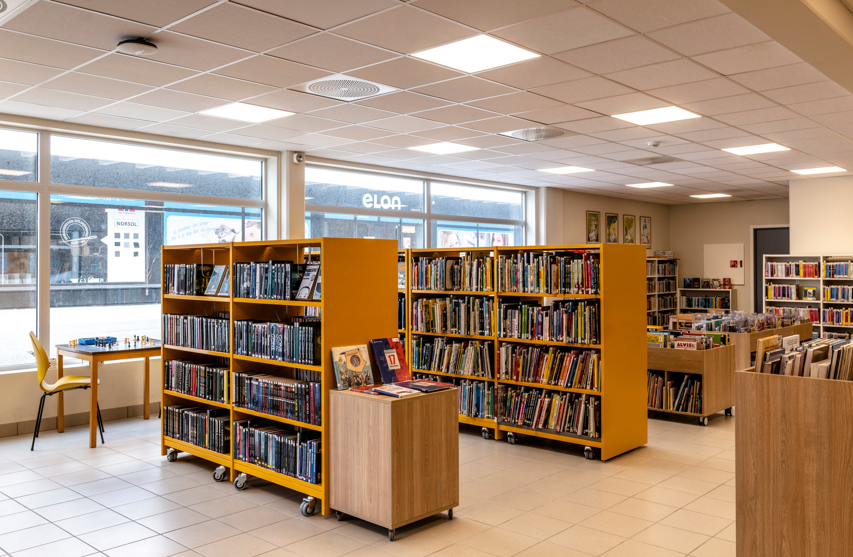 Hustadvika bibliotek, Elnesvågen