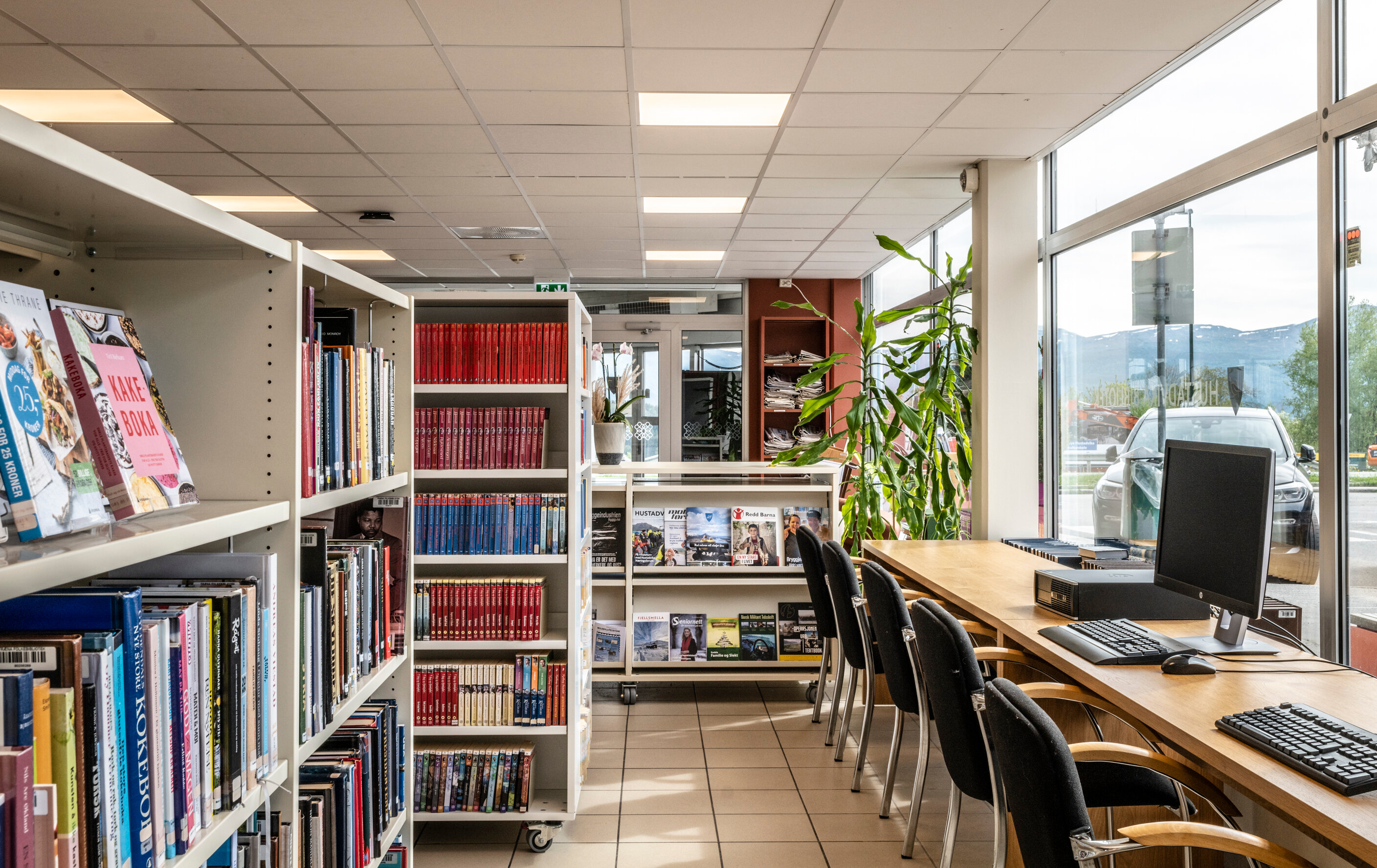 Hustadvika bibliotek, Elnesvågen