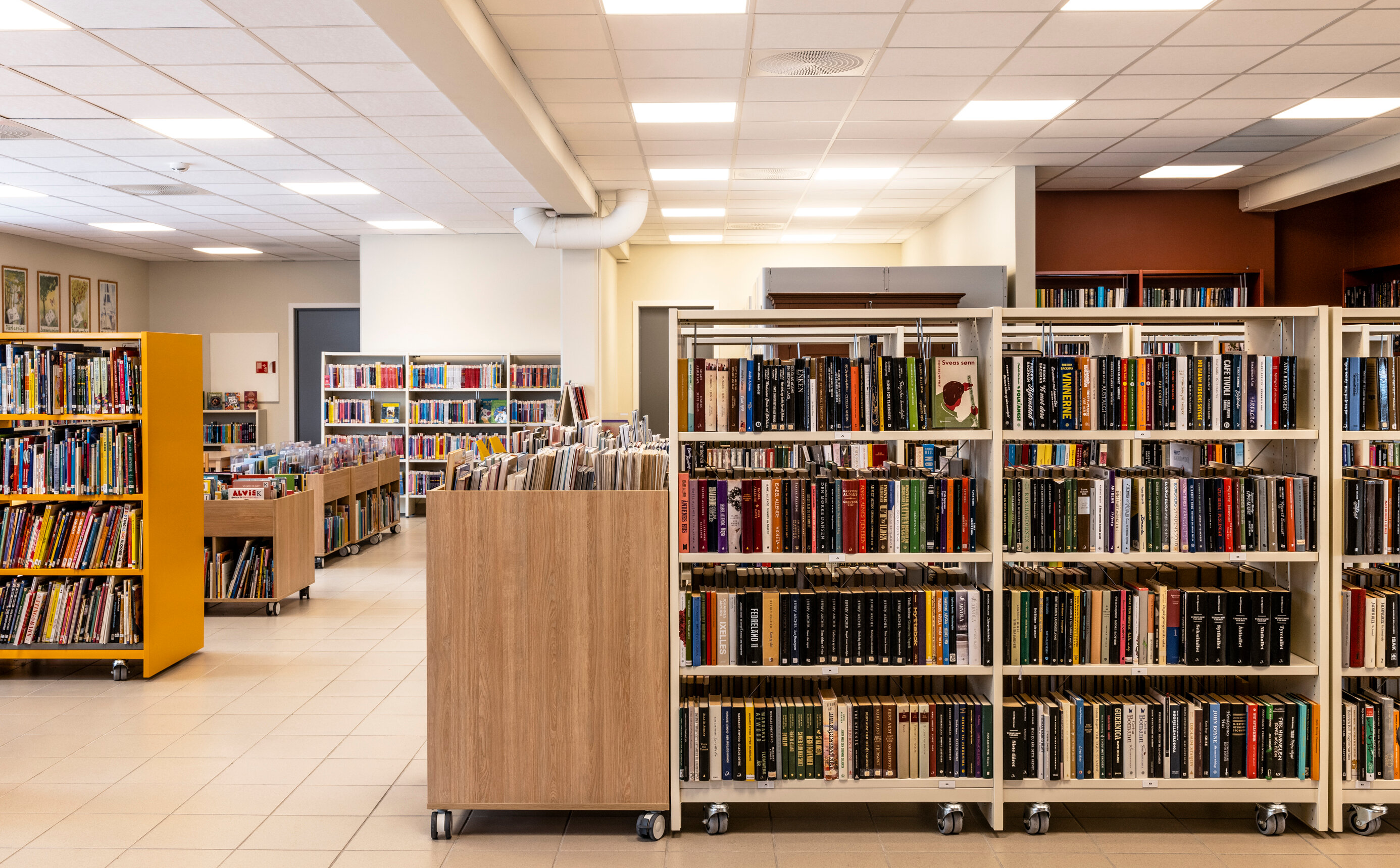 Hustadvika bibliotek, Elnesvågen